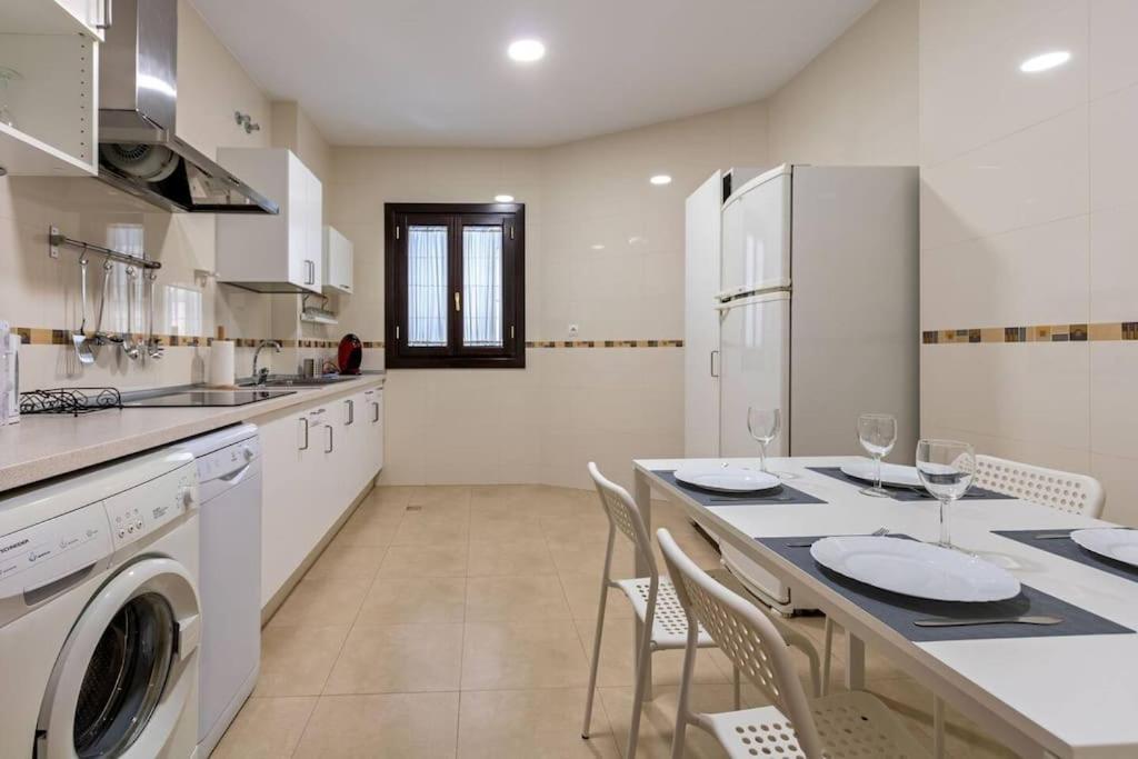 Jdcbl - Peaceful Wonderful Apartment In City Center Sevilha Exterior foto